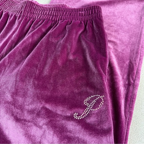 Victoria’s Secret PINK velour shine matching lounge set. Top XXL. Bottom… - Picture 11 of 16